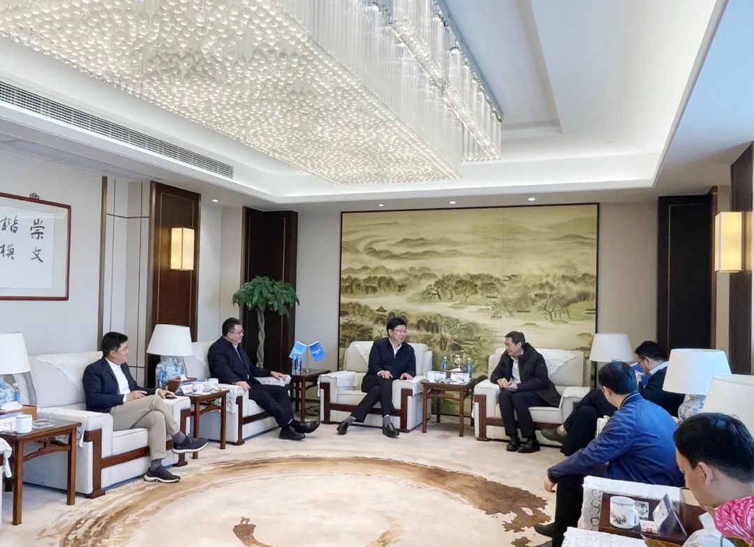 Jin Caijiu, Secretary of the Party Committee and Chairman of Three Gorges Capital, and his entourage visited Changzhou Betterial to guide exchanges